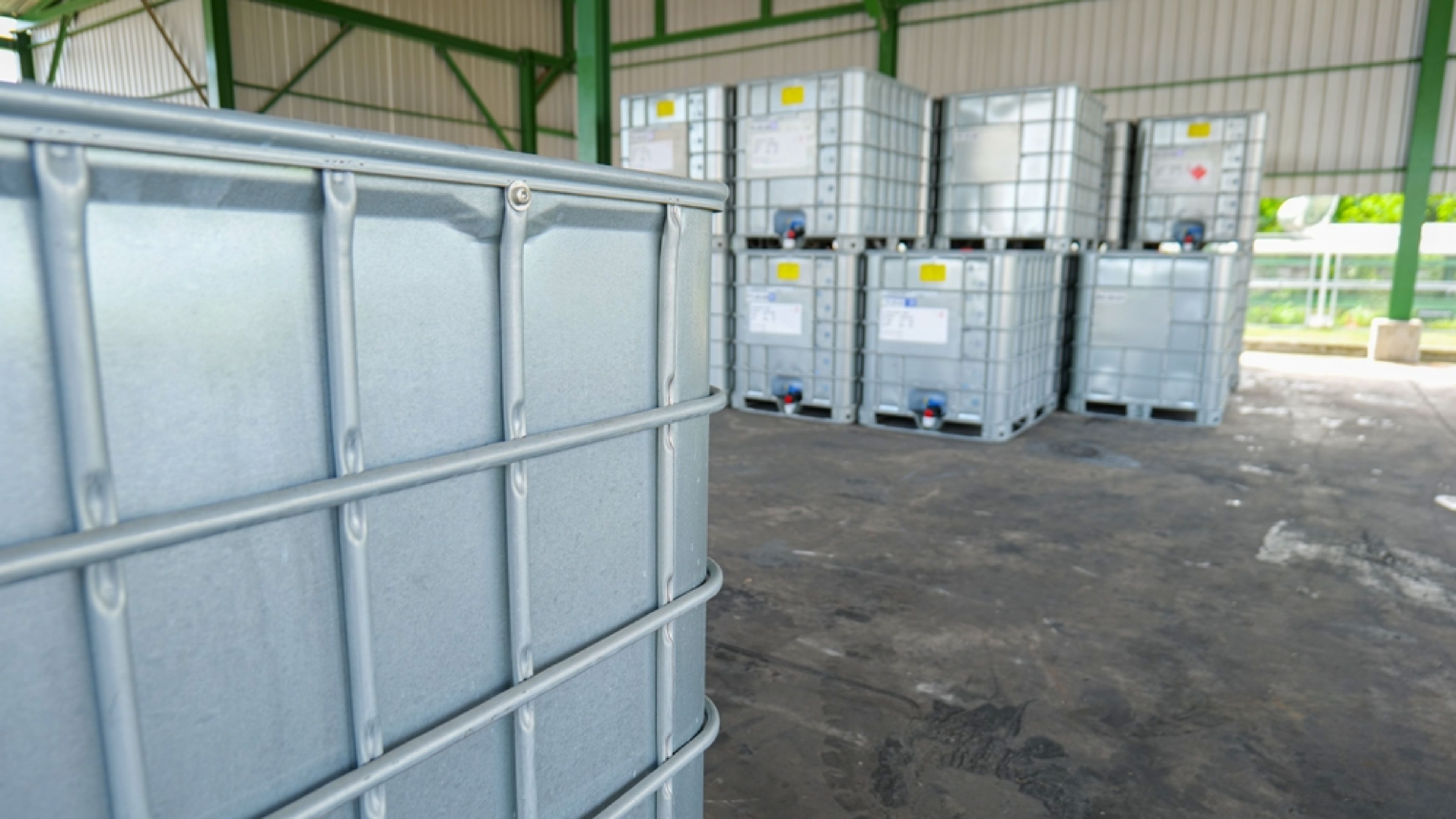 Tank Retrofit: Passivation and Renovation Steps in Old Facilities Tank Retrofit: Passivation and Renovation Steps in Old Facilities